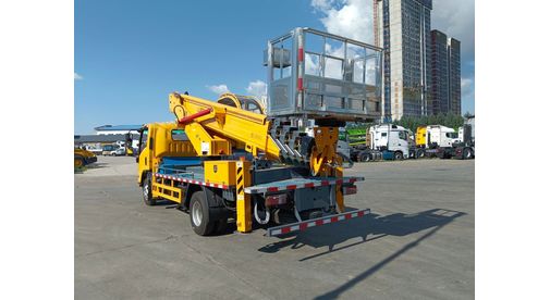 Автовышка Isuzu Elf QL1073BUHACY - 30 метров Автовышка ISUZU QL1073BUHACY - 30 метров