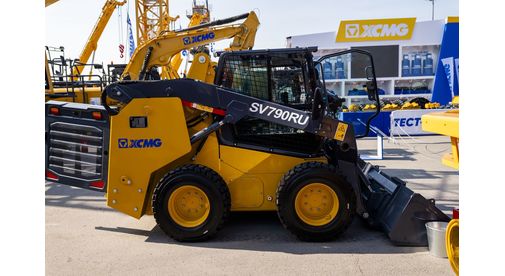 Мини-погрузчик XCMG SV790RU 2 Мини-погрузчик XCMG SV790RU