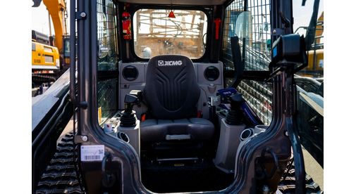 Мини-погрузчик XCMG TV770RU