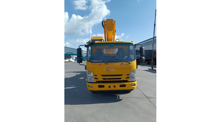 Автовышка Isuzu Elf QL1073BUHACY - 30 метров Автовышка ISUZU QL1073BUHACY - 30 метров