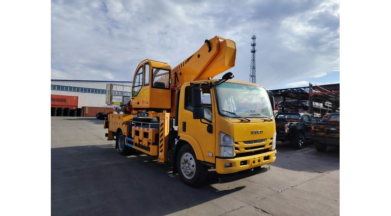 Автовышка Isuzu QL1120AJLAY - 36 метров Автовышка ISUZU QL1120AJLAY - 36 метров